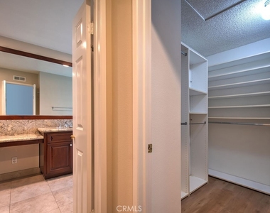 5021 Corkwood Lane - Photo Thumbnail 30