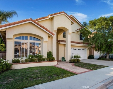 29471 Crown Ridge - Photo Thumbnail 24