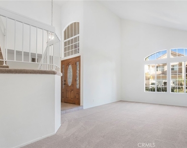 29471 Crown Ridge - Photo Thumbnail 1