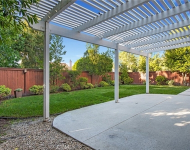 29471 Crown Ridge - Photo Thumbnail 22