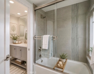 37 Montecito Drive - Photo Thumbnail 12