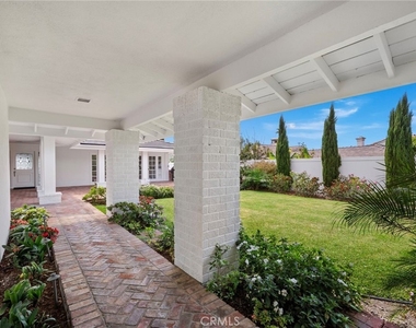 37 Montecito Drive - Photo Thumbnail 3