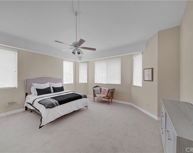 2239 Pacific Avenue - Photo Thumbnail 16