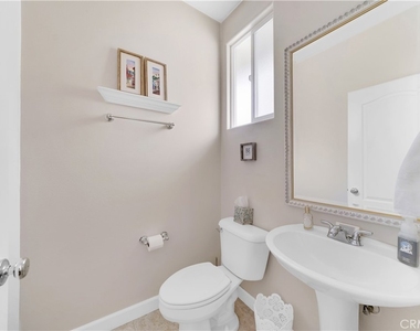 2239 Pacific Avenue - Photo Thumbnail 15