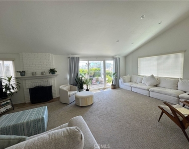 31372 Abanita Way - Photo Thumbnail 6