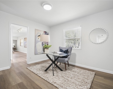 902 N Mohawk Avenue - Photo Thumbnail 5