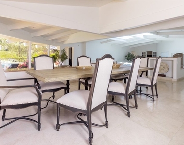 30421 Mirador Court - Photo Thumbnail 5