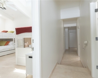 30421 Mirador Court - Photo Thumbnail 20