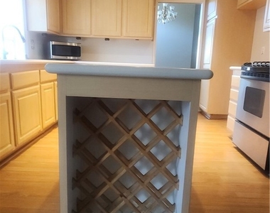 1267 Regent - Photo Thumbnail 3