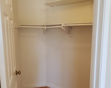 1267 Regent - Photo Thumbnail 34