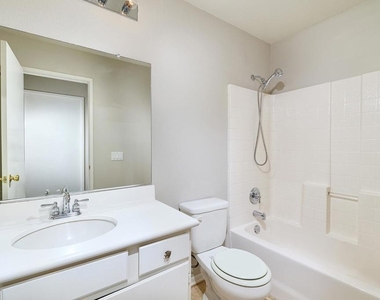 402 Paseo Del Concho - Photo Thumbnail 16