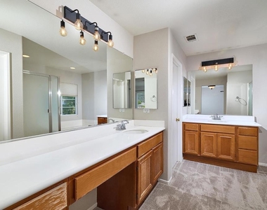 402 Paseo Del Concho - Photo Thumbnail 12