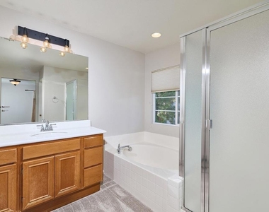 402 Paseo Del Concho - Photo Thumbnail 13