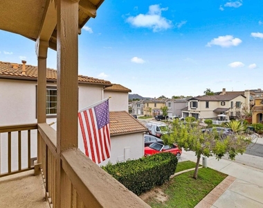 958 Avalon Way - Photo Thumbnail 24