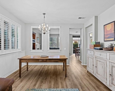 958 Avalon Way - Photo Thumbnail 5