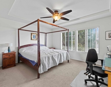 958 Avalon Way - Photo Thumbnail 14