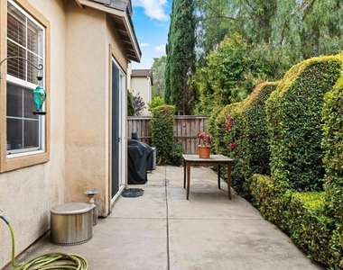 958 Avalon Way - Photo Thumbnail 31