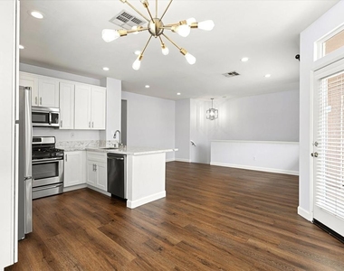 9615 W Canyon - Photo Thumbnail 2