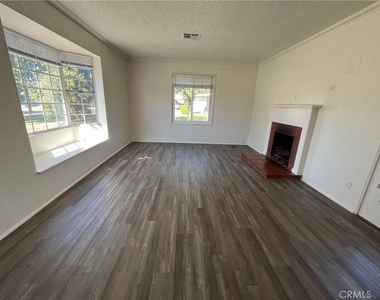 1004 Occidental Drive - Photo Thumbnail 3