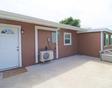 26973 Stratford Street - Photo Thumbnail 1