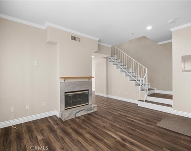 1224 Stanley Avenue - Photo Thumbnail 7