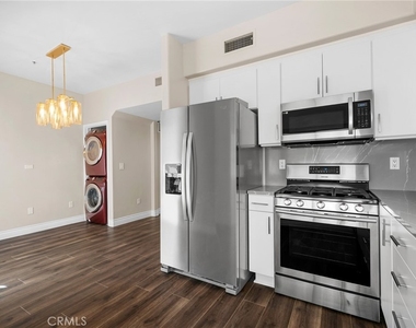 1224 Stanley Avenue - Photo Thumbnail 11