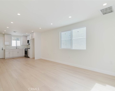 1167 Raymond Avenue - Photo Thumbnail 3