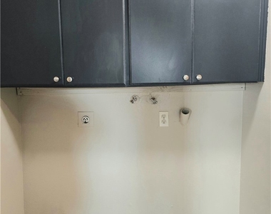 507 Montecito Avenue - Photo Thumbnail 5