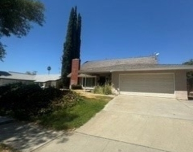 3205 Celeste - Photo Thumbnail 1