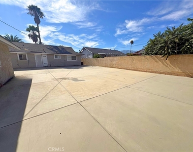 8469 Edwin - Photo Thumbnail 14