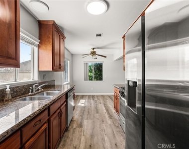 8469 Edwin - Photo Thumbnail 6