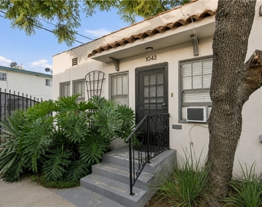 1042 W 57th Street - Photo Thumbnail 1