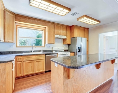 530 Andover - Photo Thumbnail 10