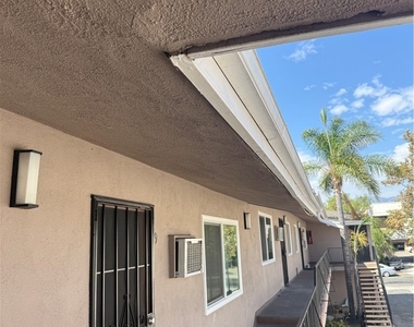 600 E Acacia Avenue - Photo Thumbnail 12