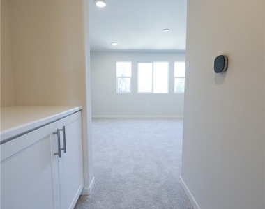 9561 Hannah Way - Photo Thumbnail 12
