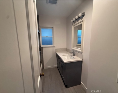 1765 Sharon Place - Photo Thumbnail 11