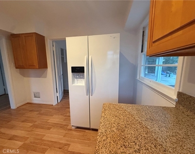 1765 Sharon Place - Photo Thumbnail 4