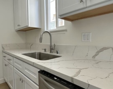 517 S Kenmore Avenue - Photo Thumbnail 6