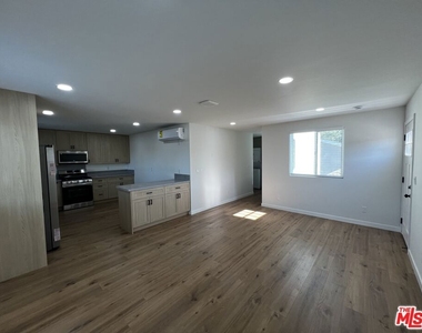 21928 Viscanio Rd - Photo Thumbnail 4