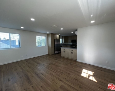 21928 Viscanio Rd - Photo Thumbnail 3