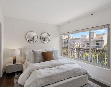 141 S Clark Drive - Photo Thumbnail 11