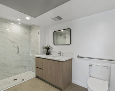 10918 Camarillo Street - Photo Thumbnail 7