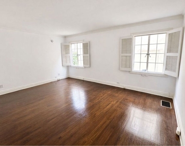 214 S Spalding Drive - Photo Thumbnail 6