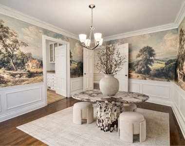 214 S Spalding Drive - Photo Thumbnail 1