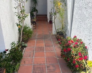 1629 Michael Lane - Photo Thumbnail 10