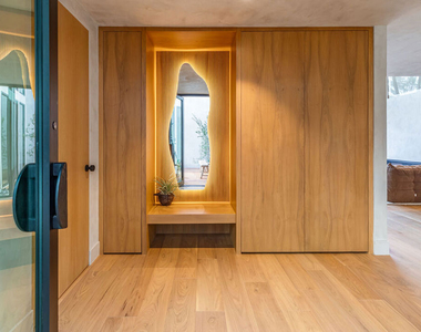 23505 Malibu Colony Road - Photo Thumbnail 4
