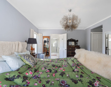 11806 Bellagio Road - Photo Thumbnail 18