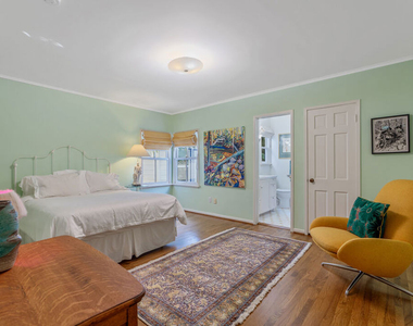 11806 Bellagio Road - Photo Thumbnail 14