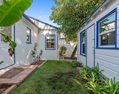 11806 Bellagio Road - Photo Thumbnail 31