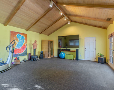 11806 Bellagio Road - Photo Thumbnail 27
